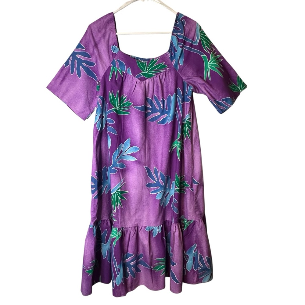 Hilo Hattie Vintage Floral Hawaiian Muumuu Luau Tropical Dress Resort Beach S